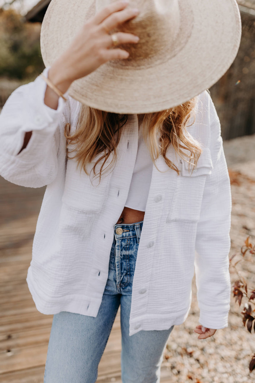 SUR-CHEMISE PENCHAGA BLANCHE